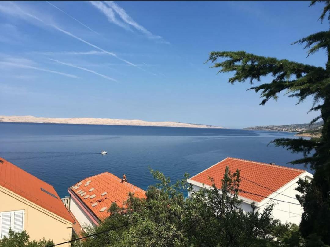 Apartmani Sara Marija Karlobag Esterno foto
