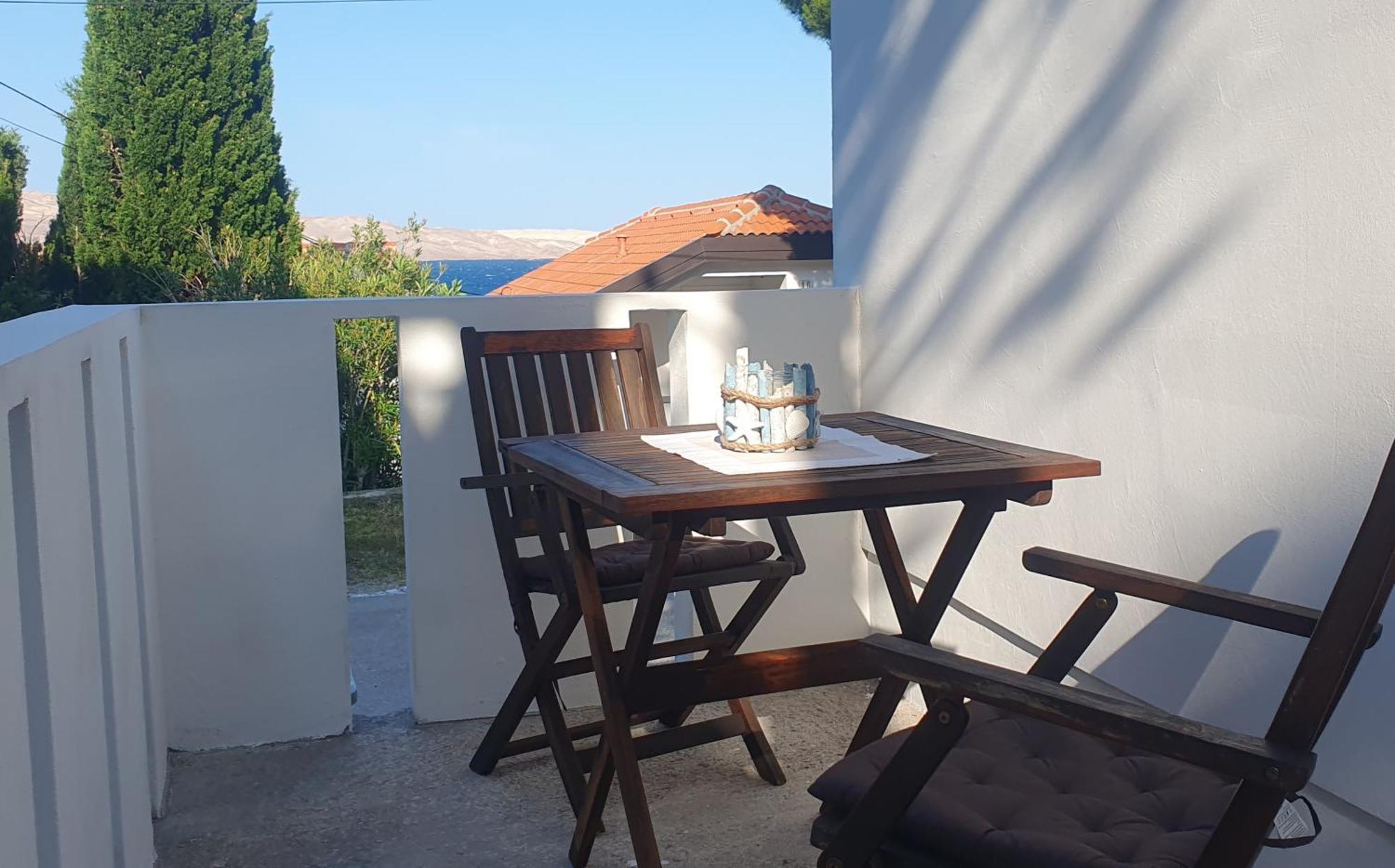 Apartmani Sara Marija Karlobag Esterno foto