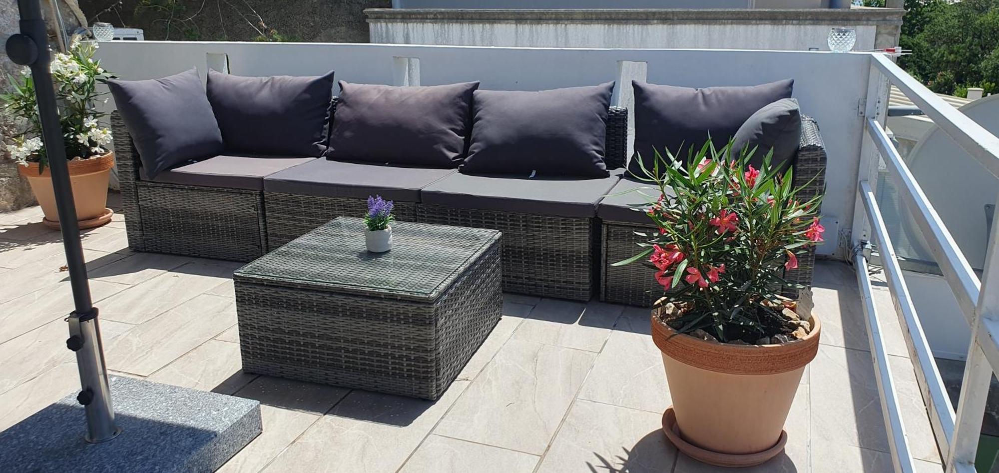 Apartmani Sara Marija Karlobag Esterno foto